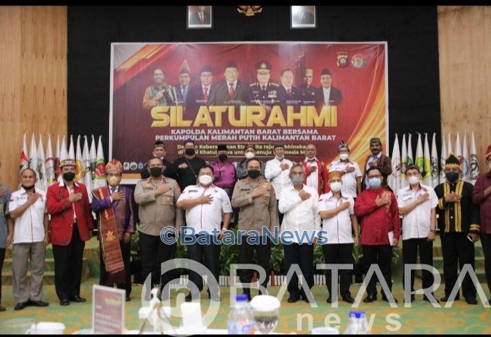 Menjaga keutuhan etnis dan antar Suku Kapolda Kalbar bersinergi dengan PMP Kalbar Menjaga keutuhan etnis dan antar Suku Kapolda Kalbar bersinergi dengan PMP Kalbar
