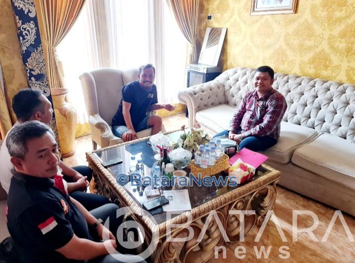 Wow,, Bertindak bak Lawyer Kades Karangasem Somasi Warganya Wow,, Bertindak bak Lawyer Kades Karangasem Somasi Warganya