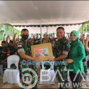 DANREM 174/ATW MELAKSANAKAN KUNJUNGAN KE POS KOTIS SATGAS YONIF 410/ALUGORO