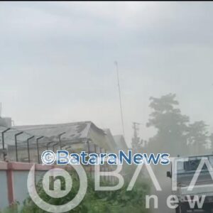 Pengasapan batok kelapa tanpa ijin dan asapnya tak bersahabat rugikan lingkungan.