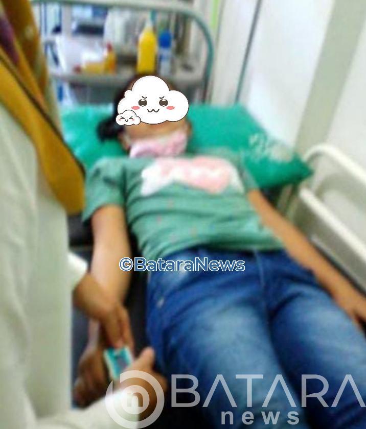 Siswa SD Winong Pati Kejang-kejang Usai Di Vaksin, Tak Jelas Siapa Yang Harus Bertanggung Jawab Siswa SD Winong Pati Kejang-kejang Usai Di Vaksin, Tak Jelas Siapa Yang Harus Bertanggung Jawab