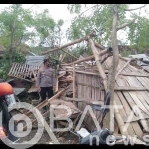 Angin Puting Beliung Robohkan Rumah-rumah Di 3 Desa Wilayah Tayu Kulon