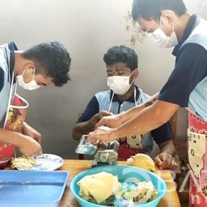 WBP Lapas 2B Pati Mulai Di Banjiri Order Pesanan Makanan Pastel Dan Nastar Buatan WBP Pati