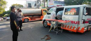 Naas Mobil Pembawa Jenazah Alami Laka Maut