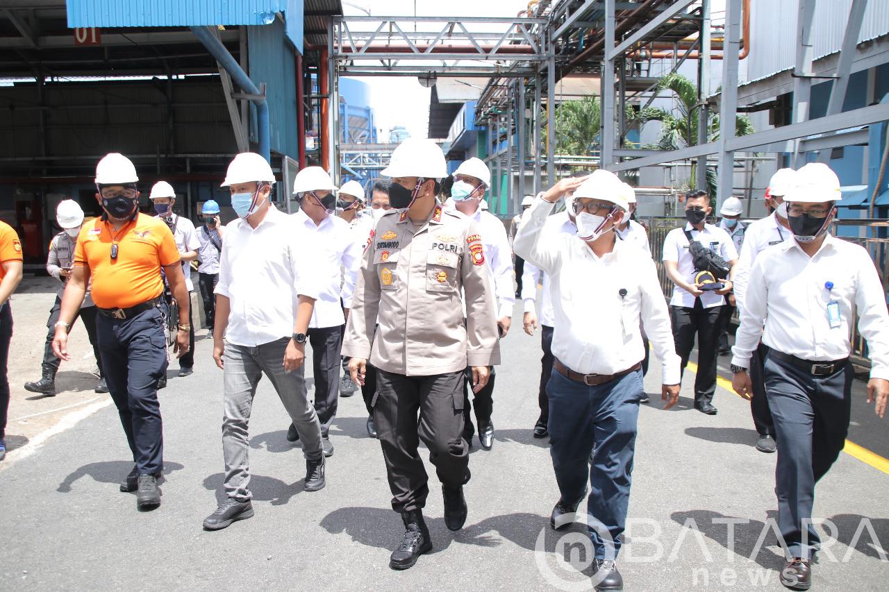 Jelang Ramadan Kapolda Pastikan Ketersediaan Minyak Goreng di Kalbar Aman Jelang Ramadan Kapolda Pastikan Ketersediaan Minyak Goreng di Kalbar Aman