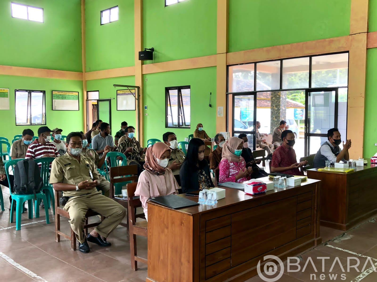 Calon Perangkat Desa Tlogorejo Kesulitan Dalam Mencari Keterangan Calon Perangkat Desa Tlogorejo Kesulitan Dalam Mencari Keterangan