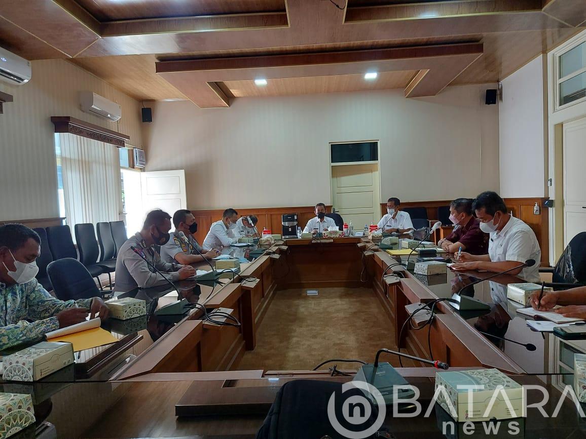 Satlantas Polres Pati Gelar Rapat Koordinasi Bahas Kemacetan Jalan Pantura Pati-Rembang Satlantas Polres Pati Gelar Rapat Koordinasi Bahas Kemacetan Jalan Pantura Pati-Rembang