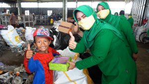 Dharma Pertiwi Koorcab Purwokerto Daerah D, Gelar Jumat Berkah Ibu Hetty Andika Perkasa Selaku Ketua Umum Dharma Pertiwi