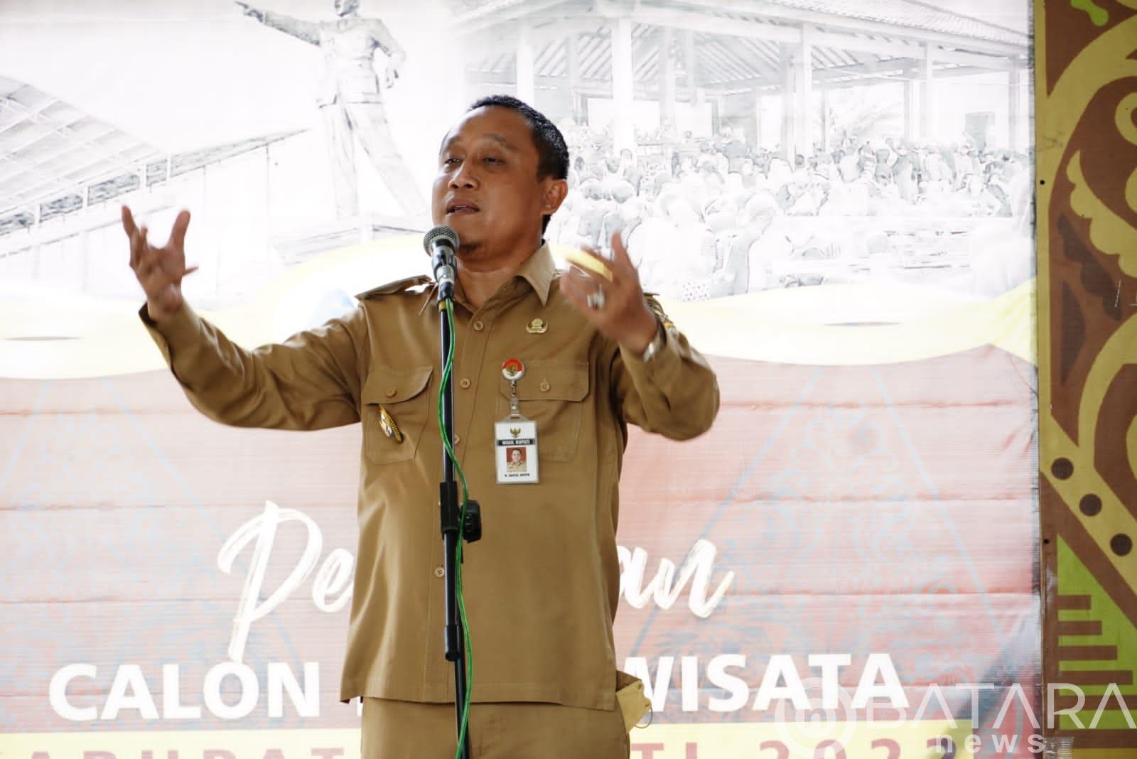 Hadiri Penilaian Desa Wisata, Wabup Yakini Mojoagung Bakal Tak Kalah dengan Ponggok Hadiri Penilaian Desa Wisata, Wabup Yakini Mojoagung Bakal Tak Kalah dengan Ponggok