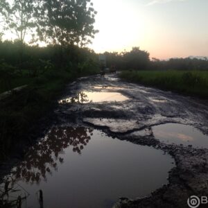 Jalan PU Desa Sumbermulyo Winong Rusak Parah Belum Tersentuh Perbaikan