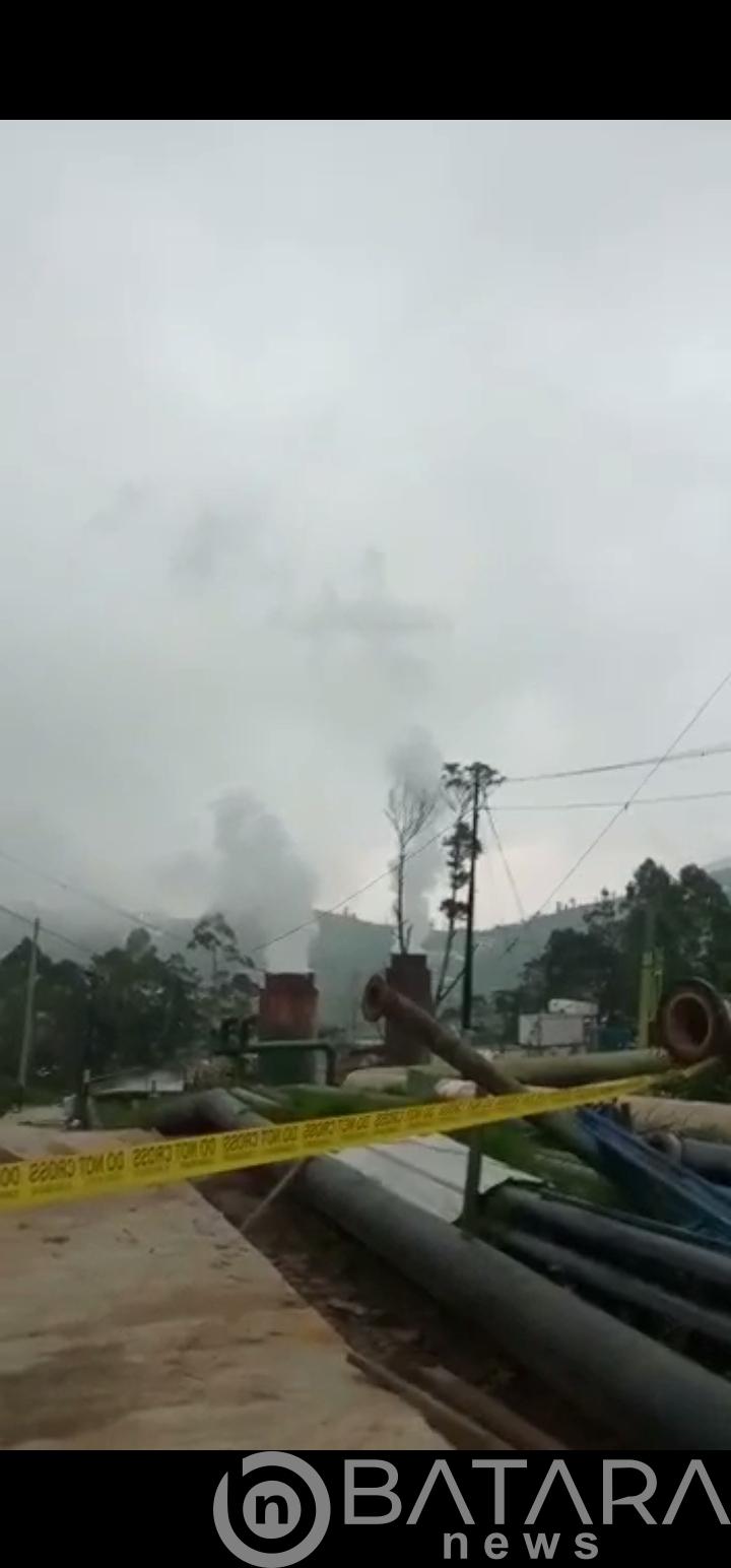 Pipa Bocor Saat Pengeboran Sumur Keluarkan Gas Beracun Akibatkan 1 korban Meninggal Dunia, 8 korban Lainya Dalam perawatan serius Pipa Bocor Saat Pengeboran Sumur Keluarkan Gas Beracun Akibatkan 1 korban Meninggal Dunia, 8 korban Lainya Dalam perawatan serius