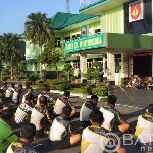 Danrem 071/Wijayakusuma Olahraga Bareng Jalin Soliditas dan Kebersamaan