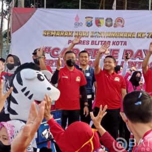 Dandim 0808/Blitar, Ikut Ramaikan Acara Car Free Day Di Wilayah Kota Blitar