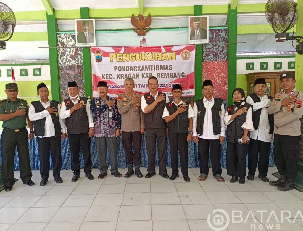 Pokdarkamtibmas Sektor Kragan Dikukuhkan. Siap Menjadi Motor Penggerak Kesadaran Masyarakat
