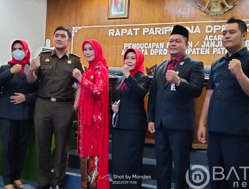 Hj. Siti Asiyah, SE. Gantikan Jabatan Almarhum Noto Subianto, di Komisi D di DPRD Kabupaten Pati Dari Fraksi PDIP