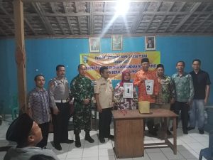 Danramil Sulang Hadiri Kegiatan Penetapan Bakal Calon Kades Serta Pengundian Nomor Urut Di Desa Pedak