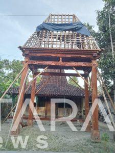 Rumah Joglo Senilai Ratusan Juta Rupiah Berbahan Kayu Jati di Desa Sukoharjo Jadi Sorotan Warga Setempat