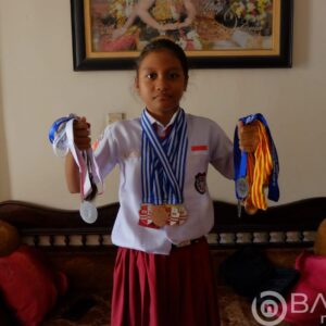 Gadis Kecil Asal Pati Ini Raih 17 Medali Kejuaraan Renang, Tak Sia-sia Sang Kakek Perjuangkanya