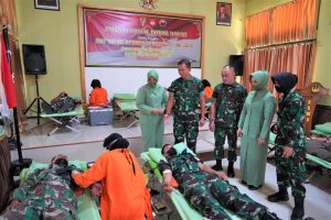 Peduli Bantu Kesulitan Masyarakat, Prajurit Wijayakusuma Donorkan Darah