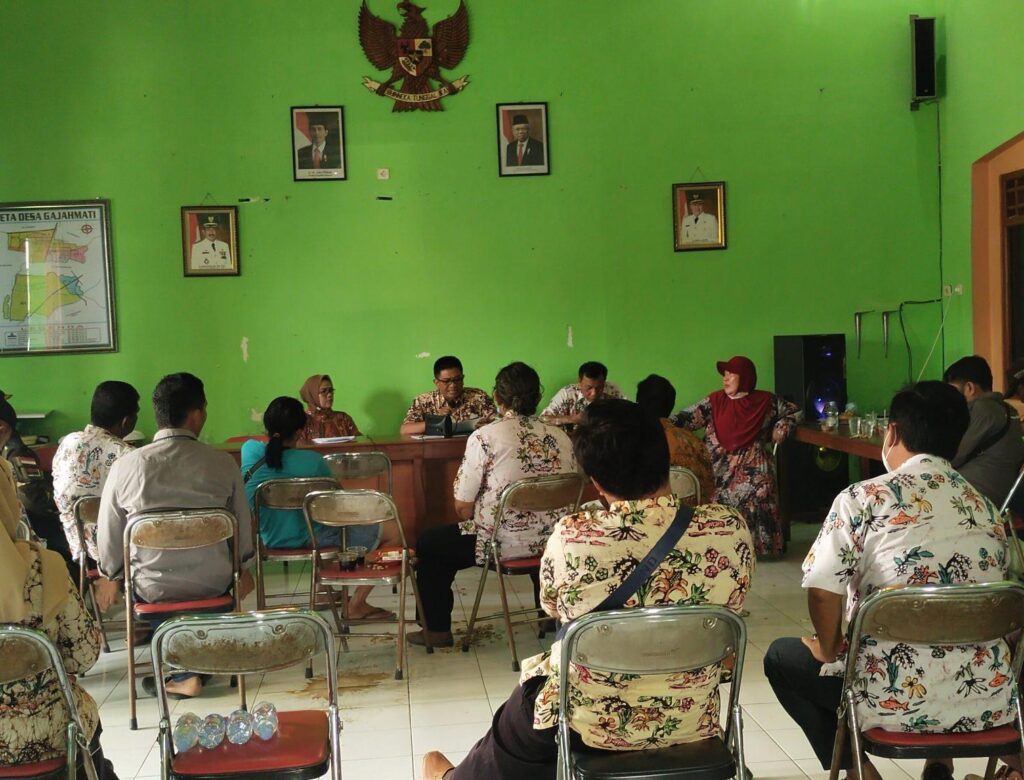 Kepala Desa Gajahmati Berikan Sanggahan Atas Tuduhan Berita Sepihak, Ia mengeluarkan Surat Bodong