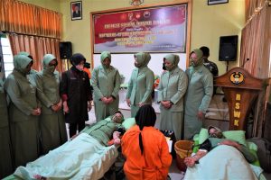 Jelang HUT TNI Ke-77, Persit KCK Koorcab Rem 071 PD IV/Diponegoro Mengayuh Bagyo Donorkan Darah