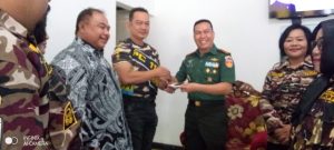 HUT TNI Ke 77, Dandim Rembang Mendapatkan Surprise Kue Ultah Dari FKPPI