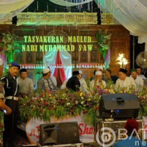 Pengajian Maulid Nabi Muhammad, Ribuan Warga Jambean Hadir Untuk Mendapatkan Siraman Rohani
