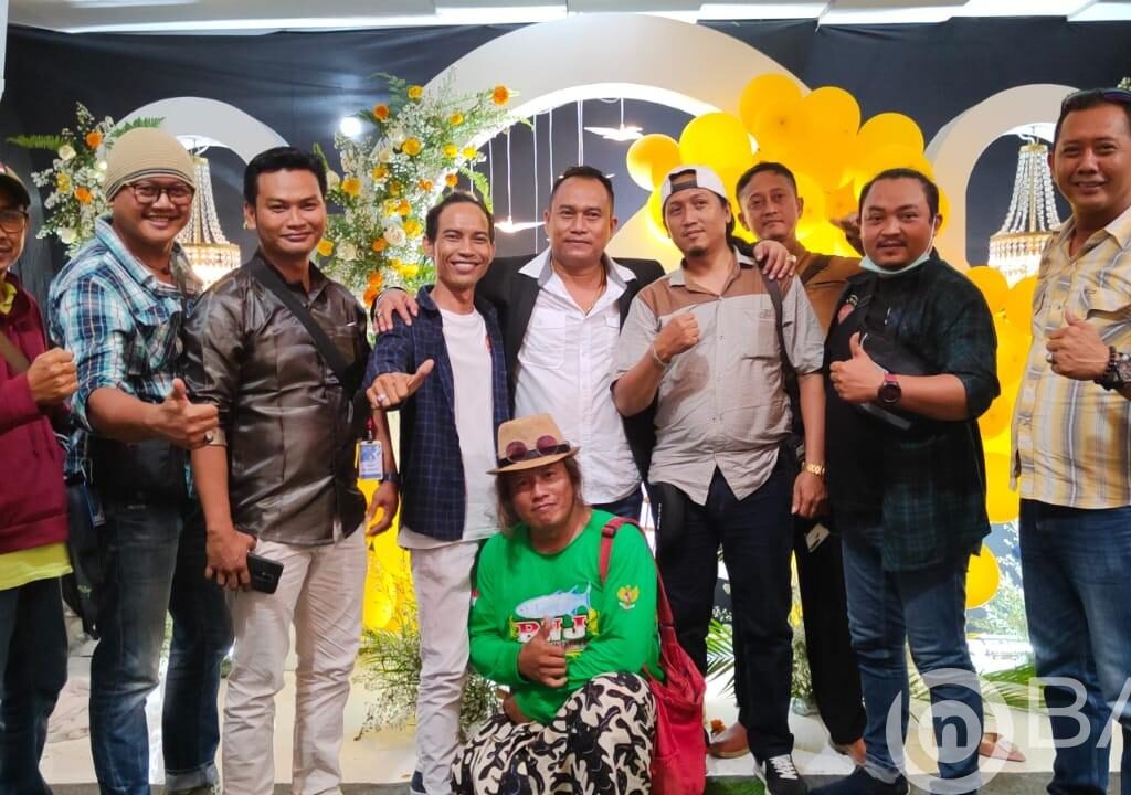 Gelar Acara Tasyakuran Usai Angkat Sumpah Advokad, Karyanto .SH , Siap Bantu Masyarakat Bawah 0 Rupiah Untuk kalangan Takmampu