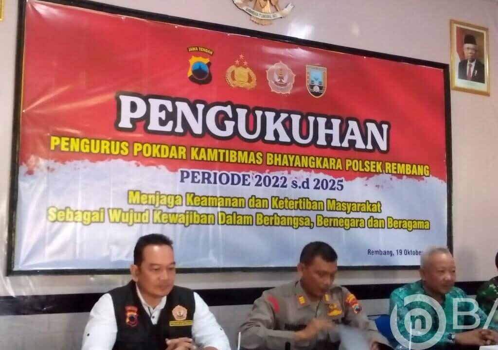 Siap Menjadi Pelopor Kamtibmas, Pokdarkamtibmas Sektor Rembang di Kukuhkan