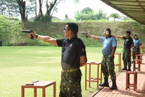 Dankoharmatau Buka Lomba Menembak TNI-Polri