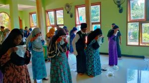 Hilangkan Energi Negatif,  Ratusan Warga Penambuhan Ikuti Ruqyah Masal