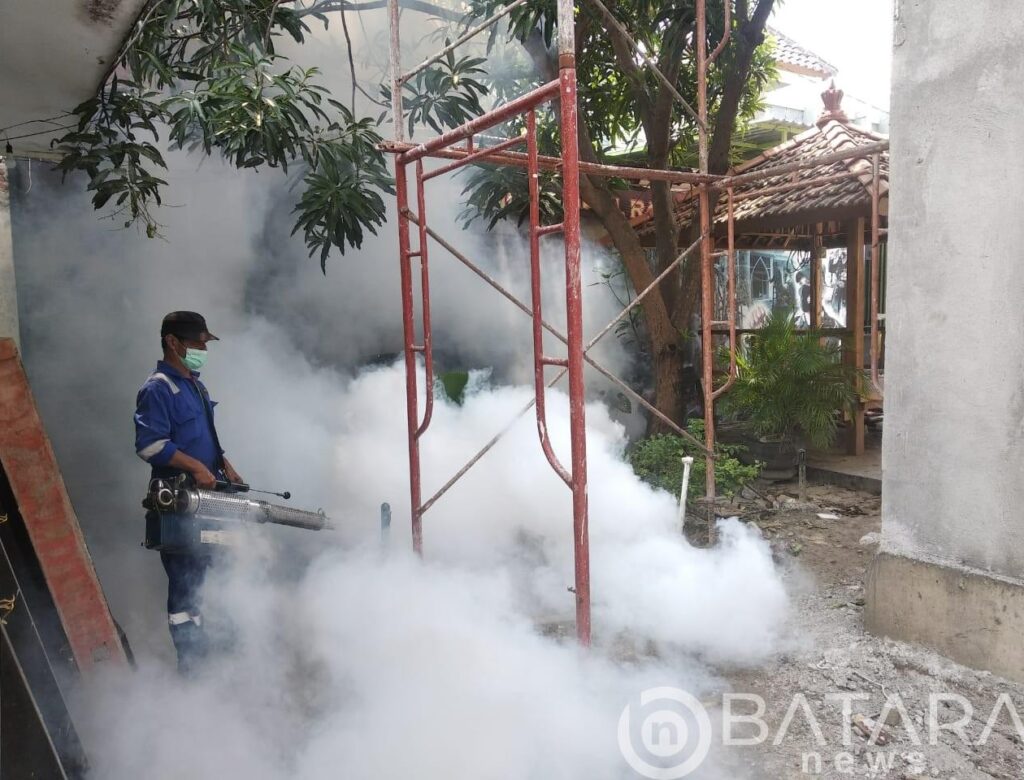 Cegah DBD Kodim 0720/Rembang Laksanakan Fogging Di Seluruh Kantor Dan Perumahan Anggota