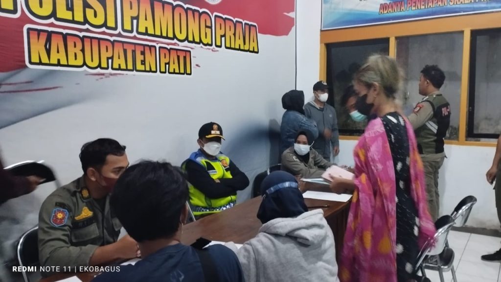 Lagi Asyik-asyiknya di Kamar Hotel Wilayah Pati, Eh,,,, Kena Razia