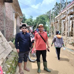 Yayasan Pesantren Miftahus Shudur Salurkan Bantuan Banjir Bandang di Desa Godo dan Sinomwidodo