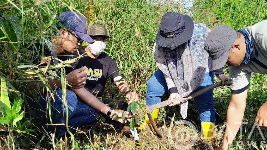 JMSI Kotabaru Bersama KPH Dukung Progam Revolusi Hijau Paman Birin