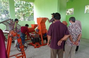 Babinsa Koramil 06/Lasem Dampingi Pelatihan Pengelolaan Bank Sampah