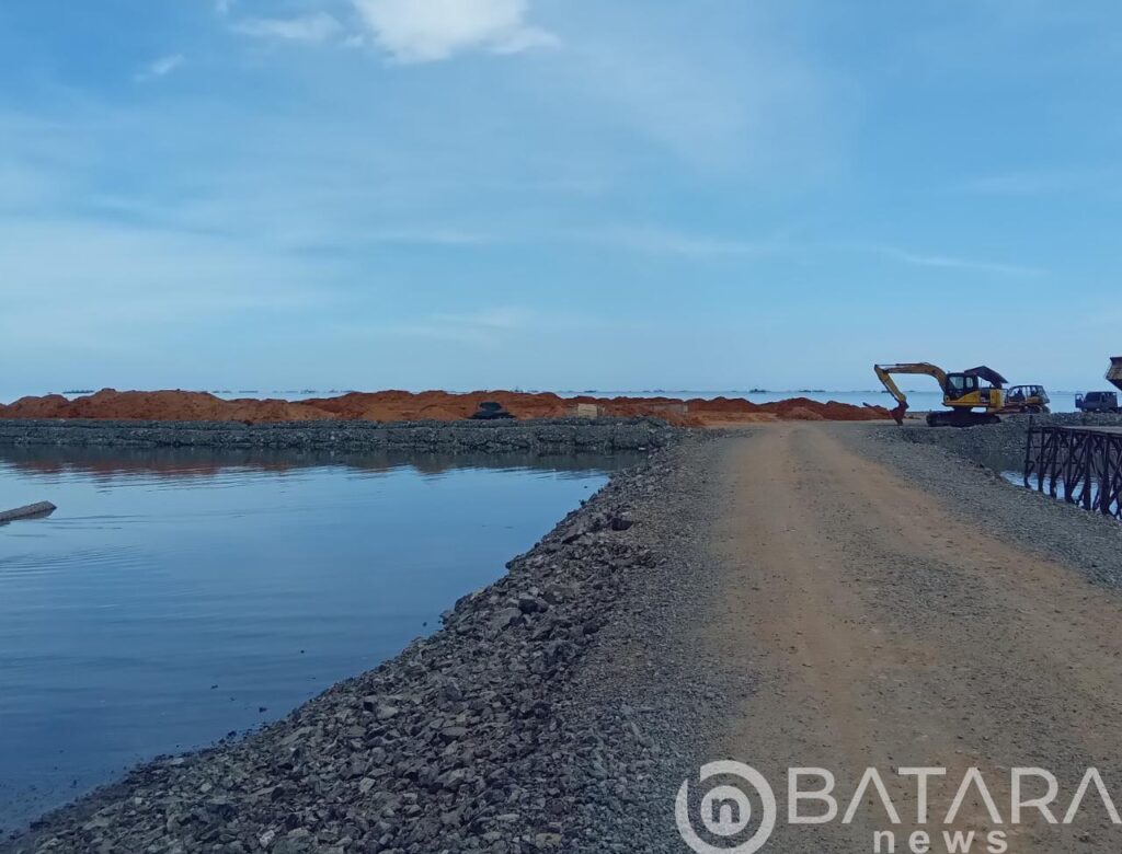 Pembangunan Landing Paralayang Dan Gantole Di Kotabaru Diprediksi Berakhir Percuma