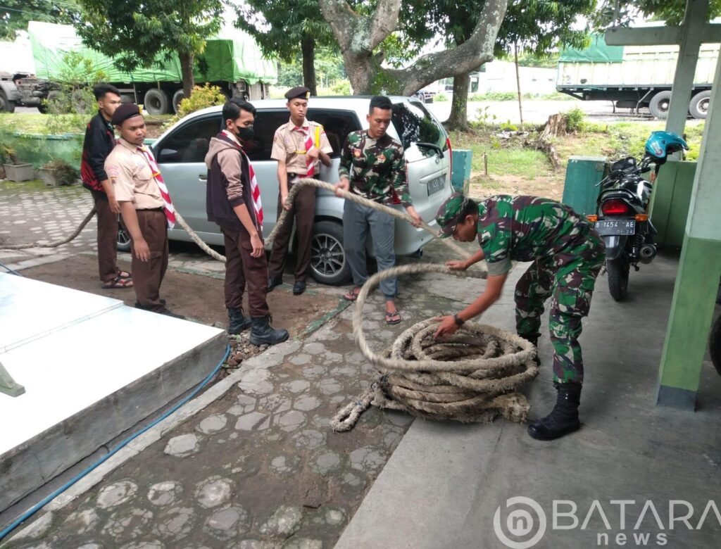Babinsa Bekali Pramuka Saka Wira Kartika Tentang Wawasan Kebangsaan dan Bela Negara