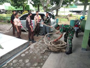 Babinsa Bekali Pramuka Saka Wira Kartika Tentang Wawasan Kebangsaan dan Bela Negara