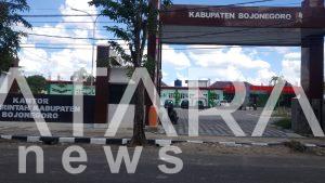 Kemarin Berusaha Menyuap ! Sekarang Ngeles ! Ada Apa Dengan Pejabat Kantor ATR/BPN Bojonegoro ?