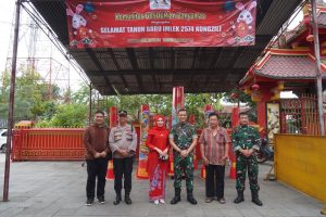 Monitoring Danrem Wijayakusuma Pantau Ibadah Imlek