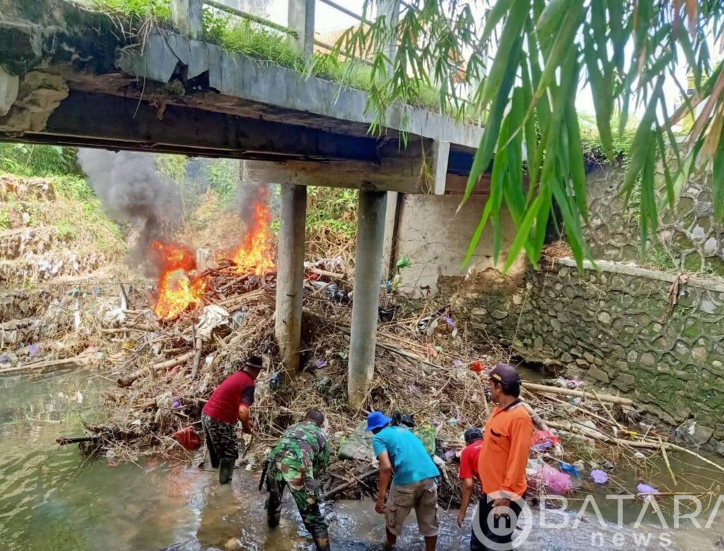 Babinsa Datang, Sampahpun Hilang