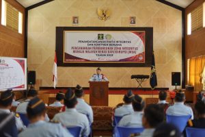 Pencanangan Pembangunan Zona Integritas. Kalapas Bojonegoro: Berikan Pelayanan Terbaik kepada Masyarakat