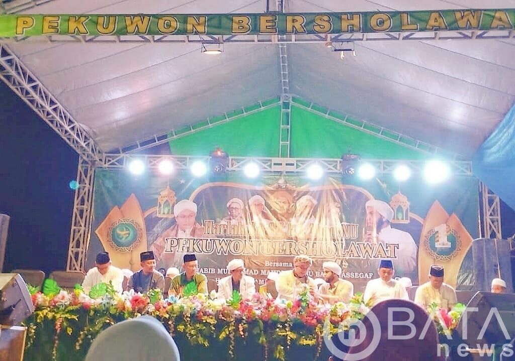Peringati Harlah ke 97 Nahdlatul Ulama Pekuwon bersholawat. “Menjemput abad kedua menuju kebangkitan baru”