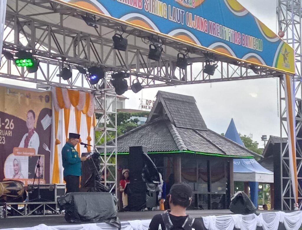 Bupati Kotabaru Resmikan Event Festifal Kreatif Kuliner Ditengah Guyuran Hujan Lebat