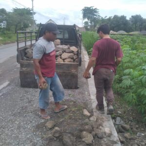 Beberapa Suplayer Pengadaan Material Pengerjaan Jalan Sarang Bonjor Akan Polisikan CV Jati Wungu Dan Rekanannya, Atas Dugaan Penggelapan