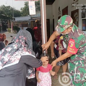 Dukung Program Balita Sehat, Babinsa Koramil Udanawu Dampingi Kegiatan Posyandu