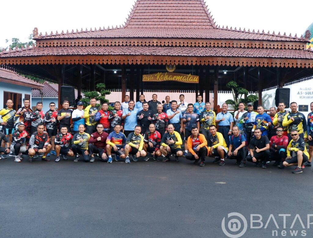 Koharmatau Adakan Olah Raga Bersama Dengan Sesko TNI