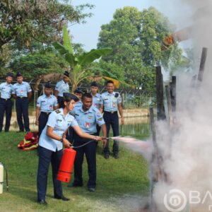 Latihan Kesiapsiagaan Bahaya Kebakaran Di Depohar 70