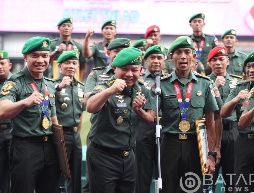 Berikan Penghargaan 19 Atlet TNI AD, Kasad : Saya Sangat Bahagia dan Bangga Terhadap Anak-Anak Saya